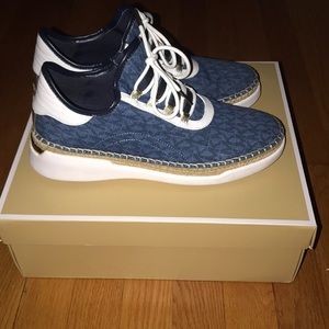 Michael Kors lace up denim sneakers! 💙